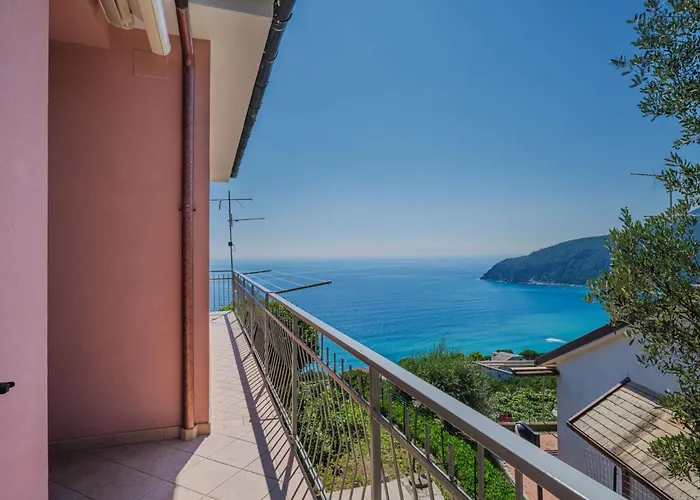 Daniela By Interhome Apartman