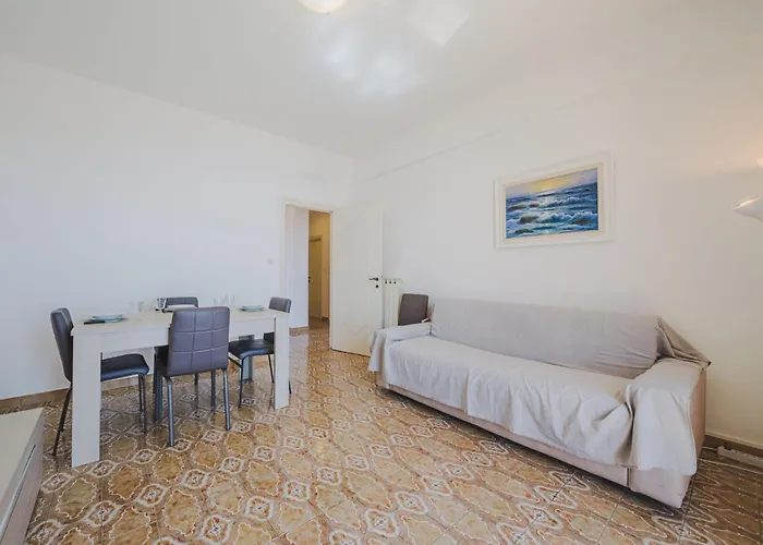 Daniela By Interhome